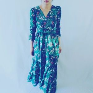 Lovely chic floral green dress